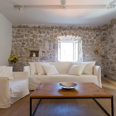Nivalia A6 *